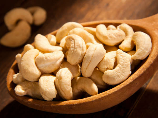 02 1430572239 3 raw cashew nuts
