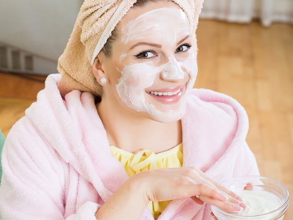 01 1480587647 3 honeyroseyogurtfacemask