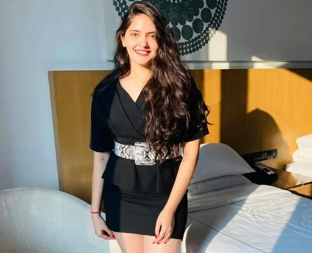 aayira in white tightees 4 e1688808317460