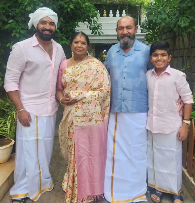 arun vijay family